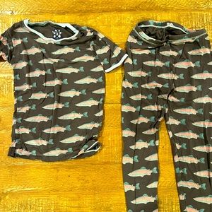 Kickee Pants size 5 “Rainbow Trout” pajamas